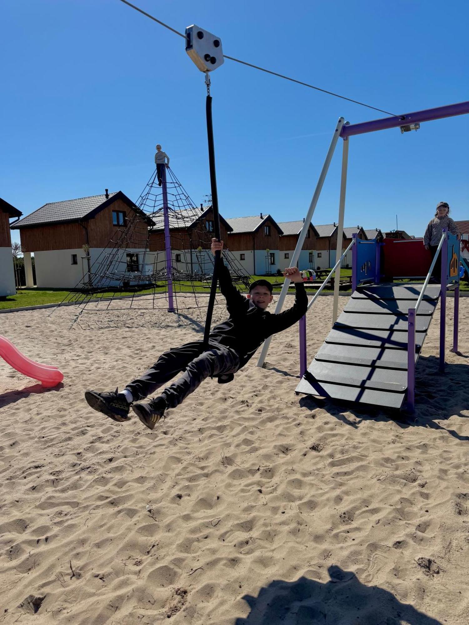 Domki Letniskowe Jastrzebia Park Jastrzębia Góra Esterno foto